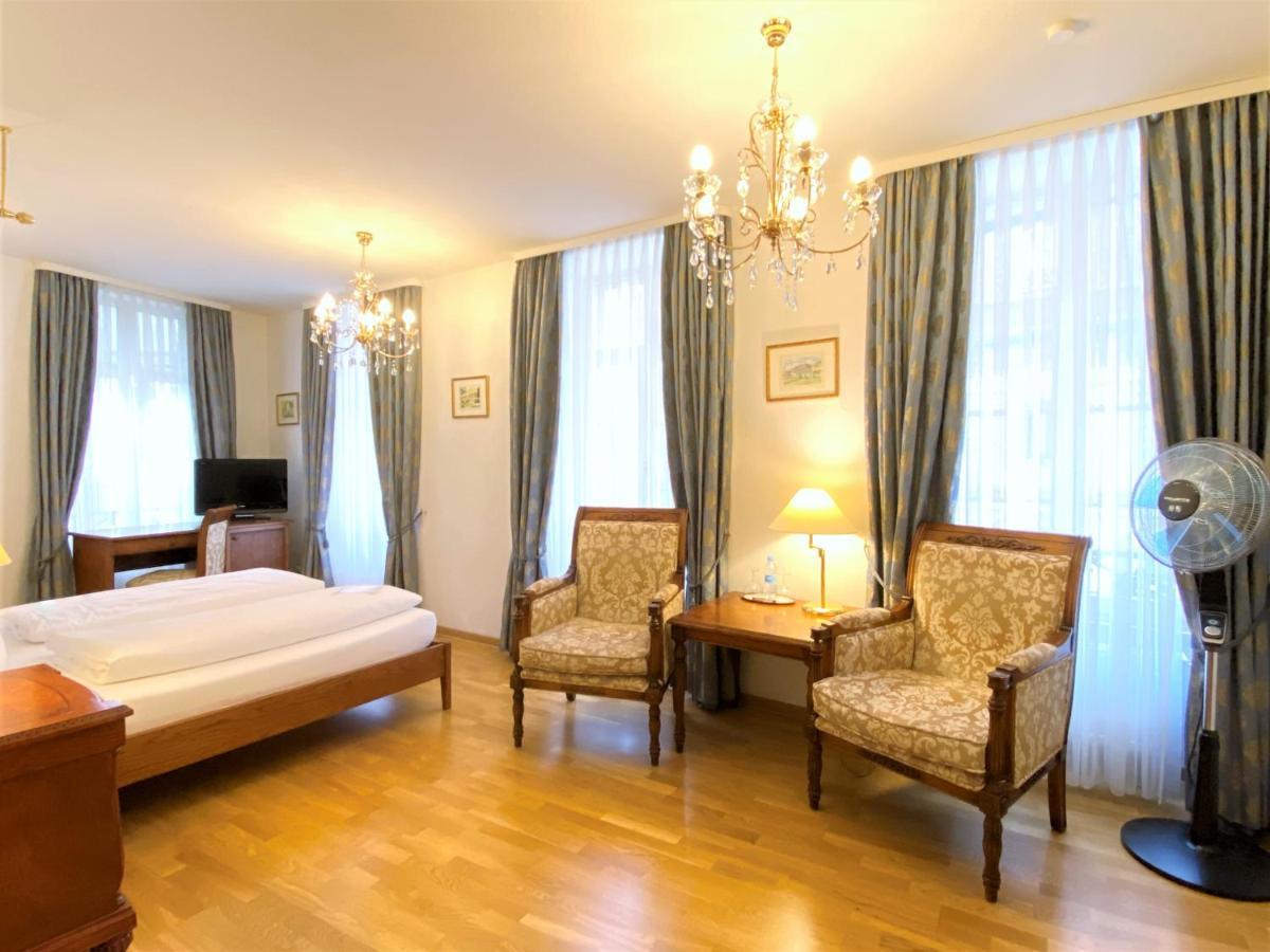 Hotel Rathausgloeckel Baden-Baden Dış mekan fotoğraf