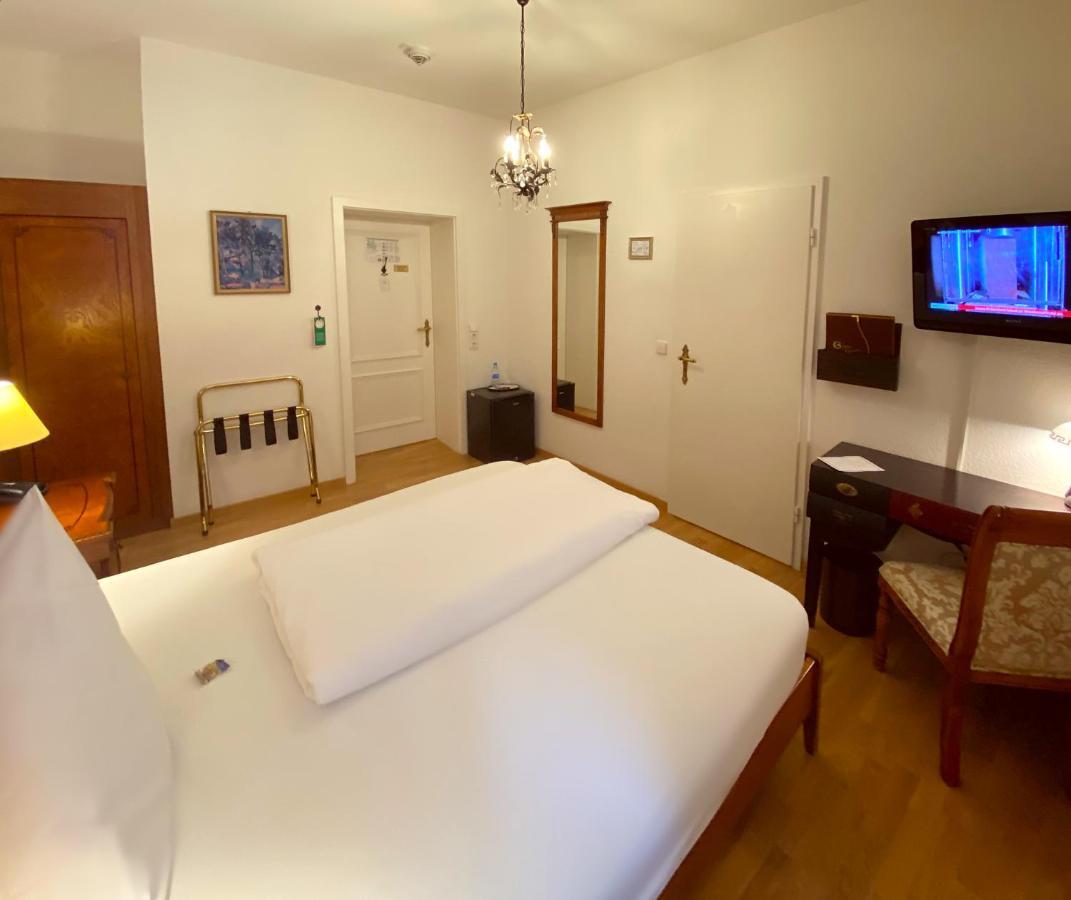 Hotel Rathausgloeckel Baden-Baden Dış mekan fotoğraf
