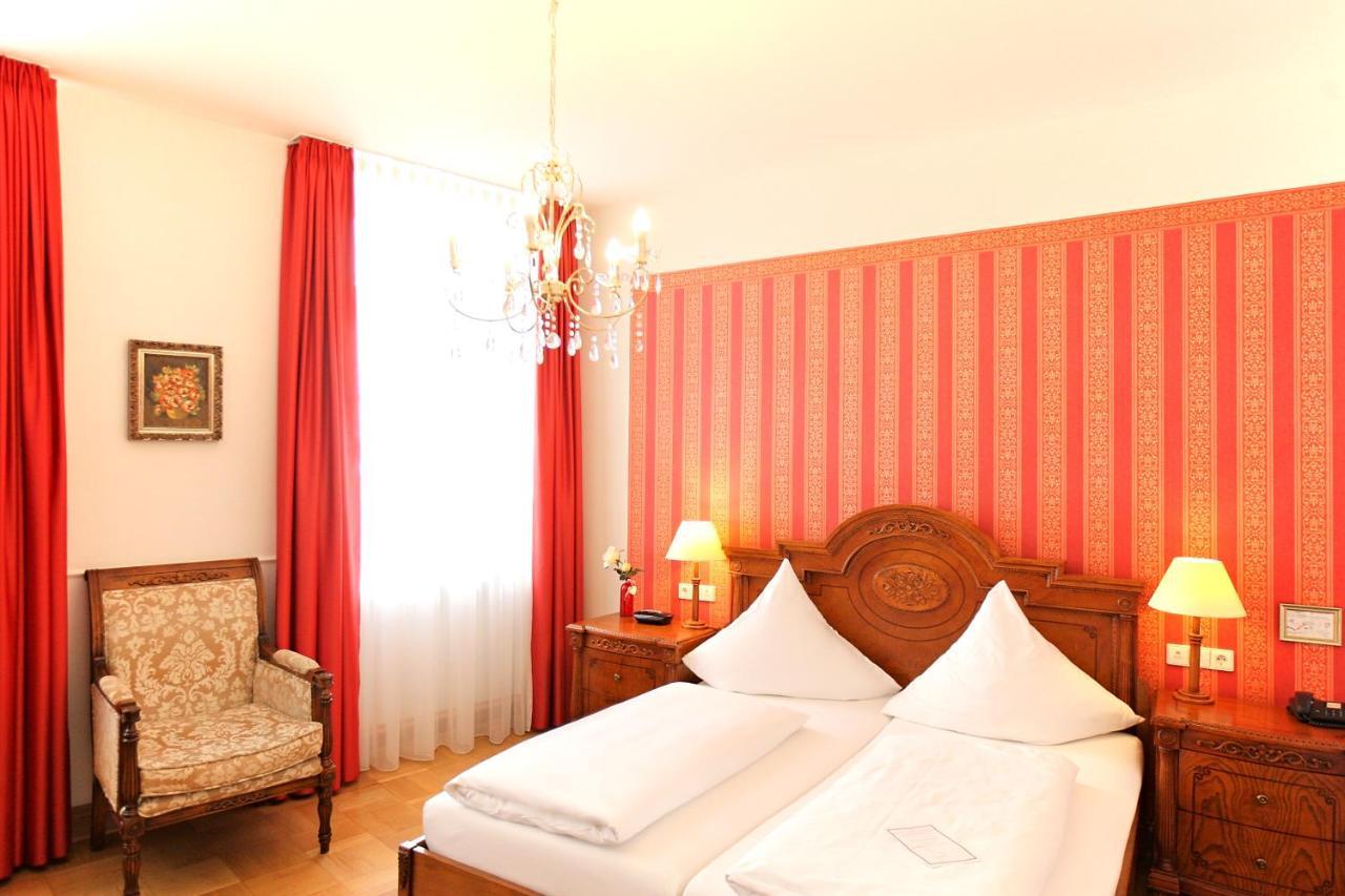 Hotel Rathausgloeckel Baden-Baden Dış mekan fotoğraf