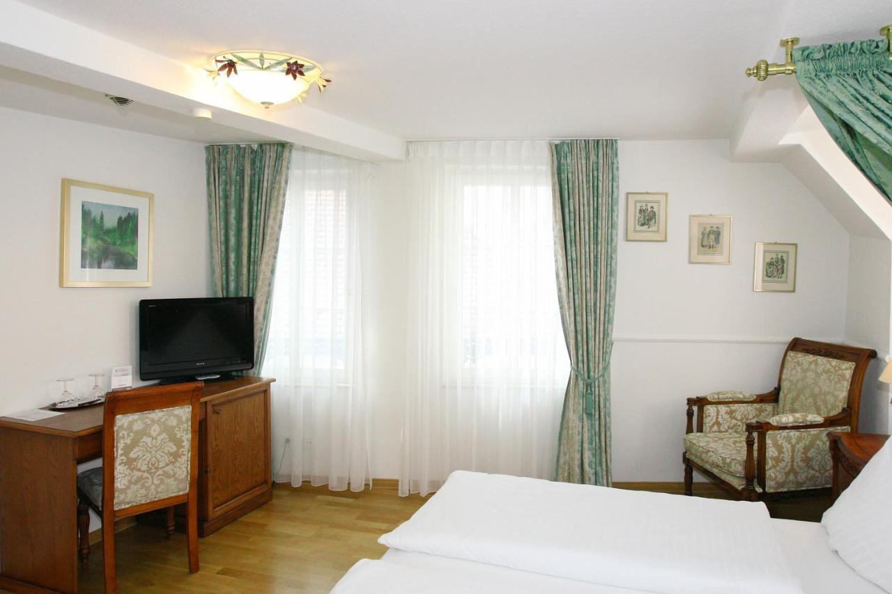 Hotel Rathausgloeckel Baden-Baden Dış mekan fotoğraf